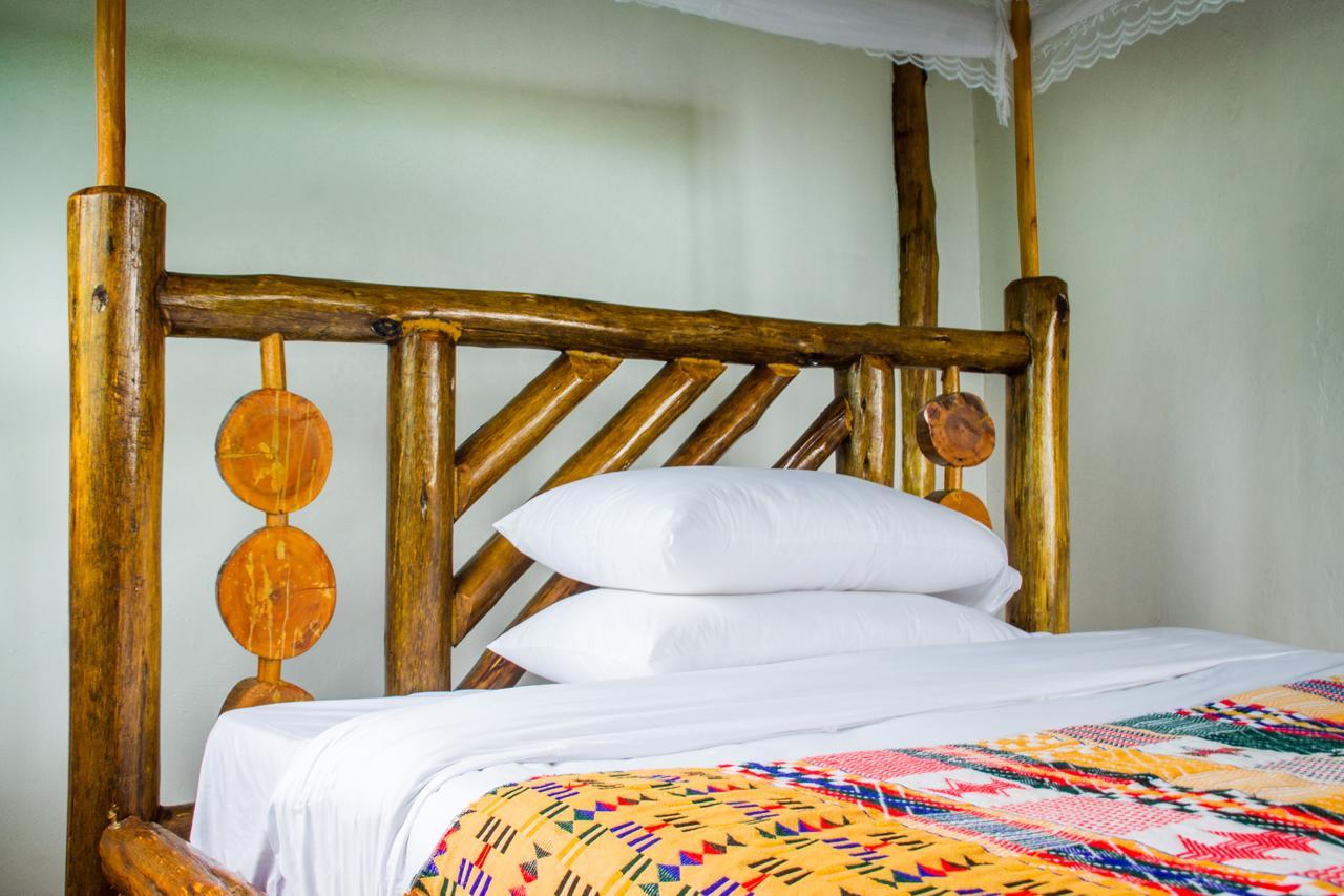 Queen Elizabeth Pvt Lodge Kichwamba 외부 사진